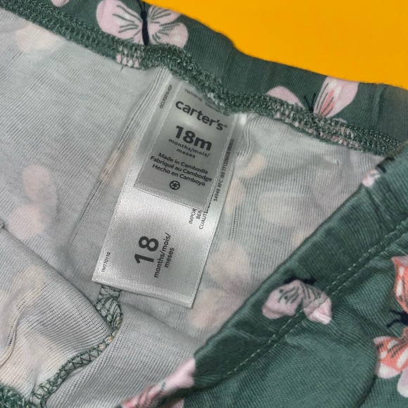 Butterfly pants 🦋 - Picture 2 of 3